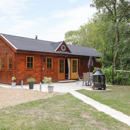 Acorn Lodge Saxmundham Bagian luar foto